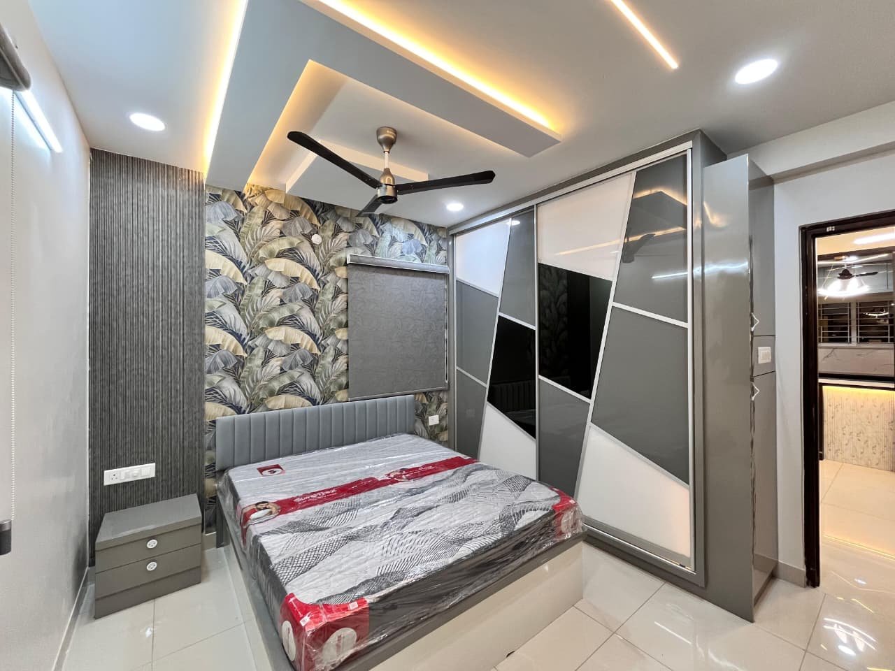 Modern studio apartment design